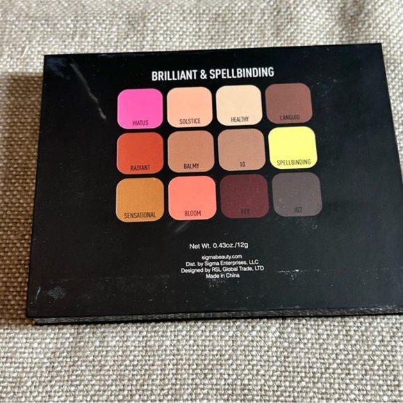 Sigma Beauty Brilliant & Spellbinding Eye Shadow Palette (NEW) - Picture 5 of 5